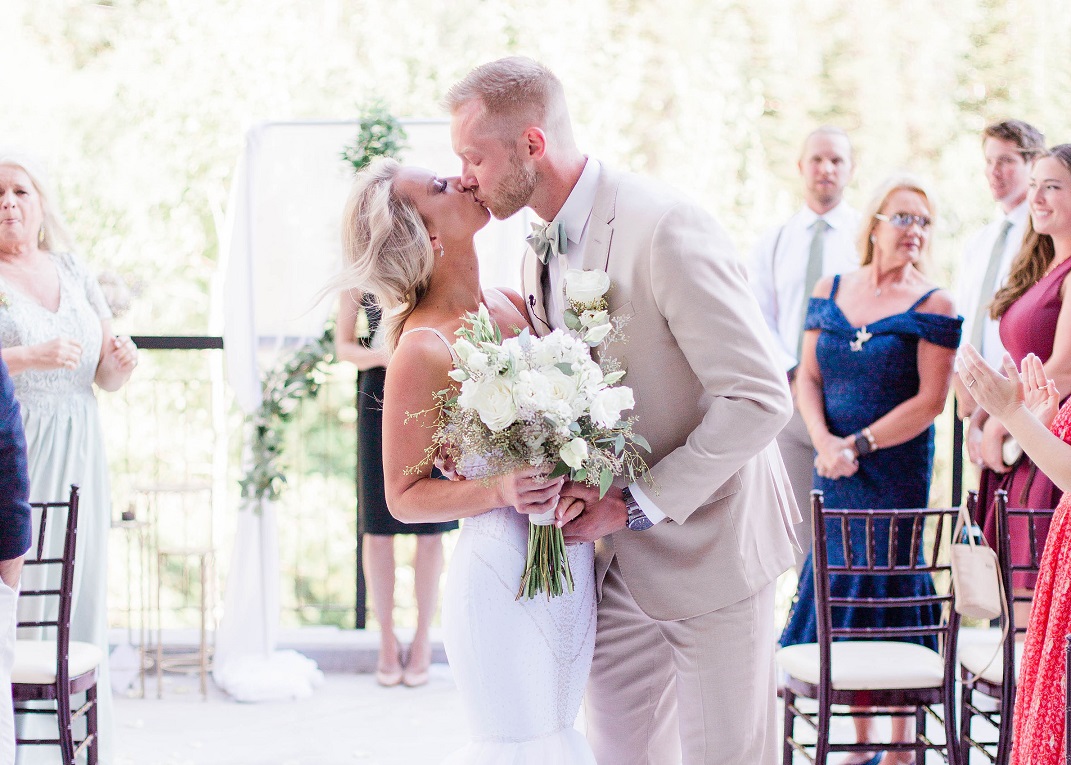 Cliff lodge at snowbird wedding